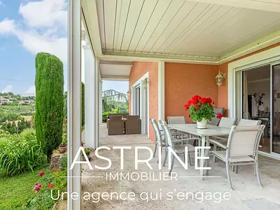 Maison, 198 m²
