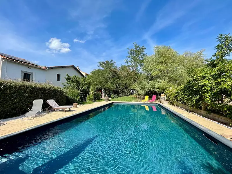 Maison, 350 m²