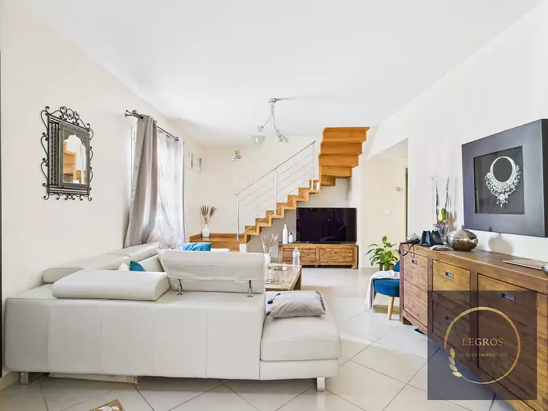 Maison, 147 m²