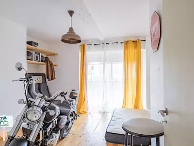 Maison, 281 m²