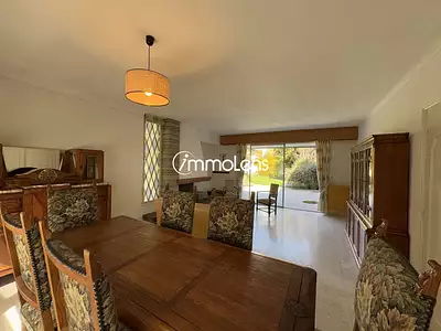 Maison, 178,49 m²