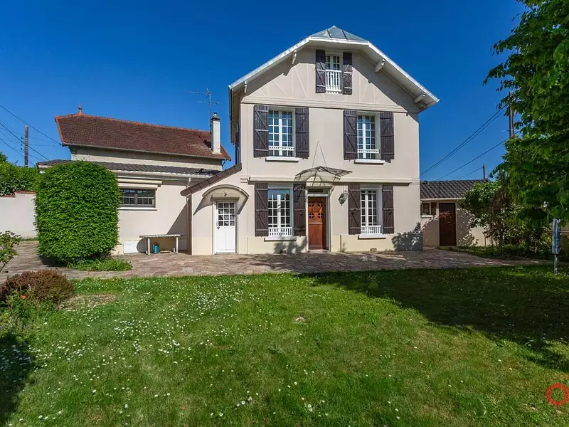 Maison, 115 m²