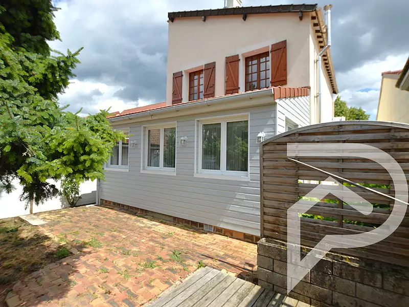 Maison, 83 m²