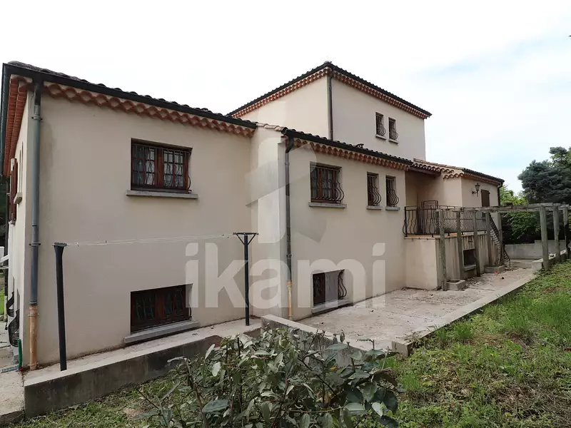 Maison, 200,9 m²