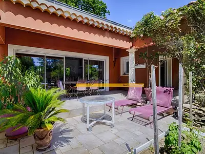 Maison, 145 m²