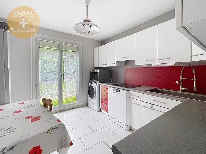 Maison, 107,98 m²