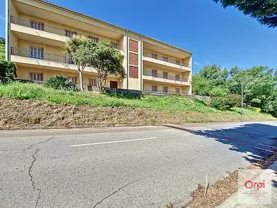 Immeuble, 610 m²