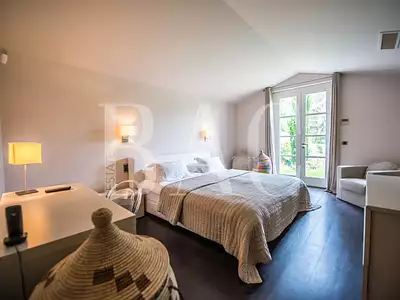 Maison, 650 m²