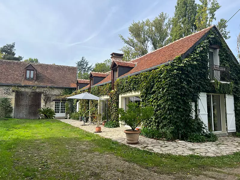 Maison, 196 m²