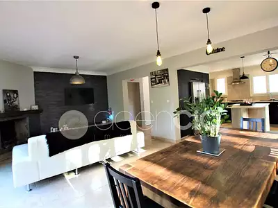 Maison, 170 m²