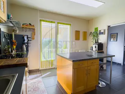 Maison, 137 m²