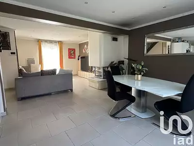 Maison, 153 m²