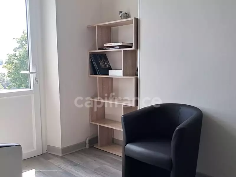 Maison, 1 100 m²