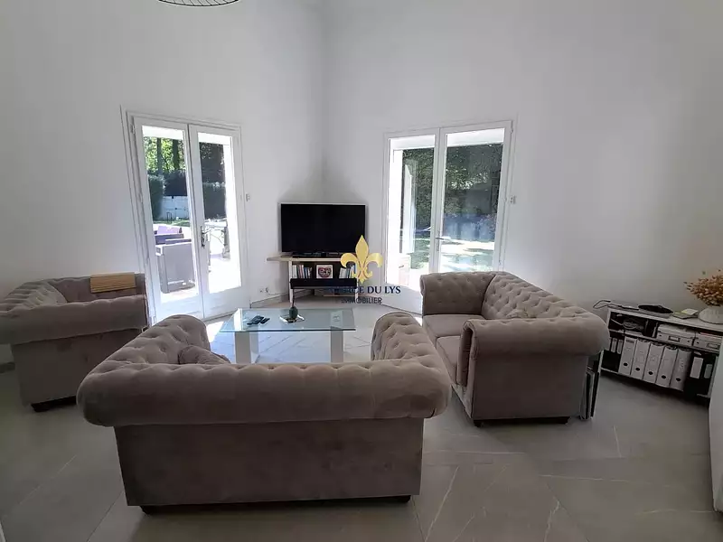 Maison, 205 m²