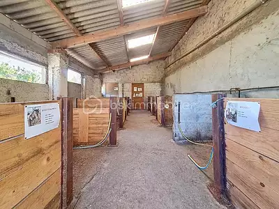 Maison, 250 m²