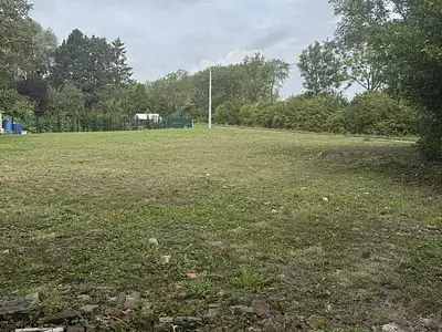 Terrain, 1 062 m²