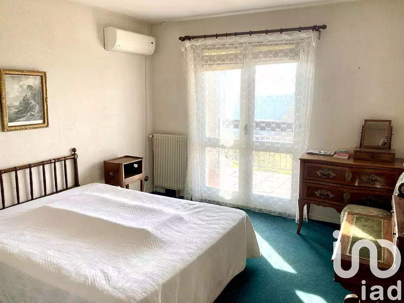 Maison, 260 m²