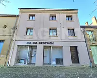 Immeuble, 700 m²