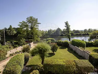 Maison, 235 m²