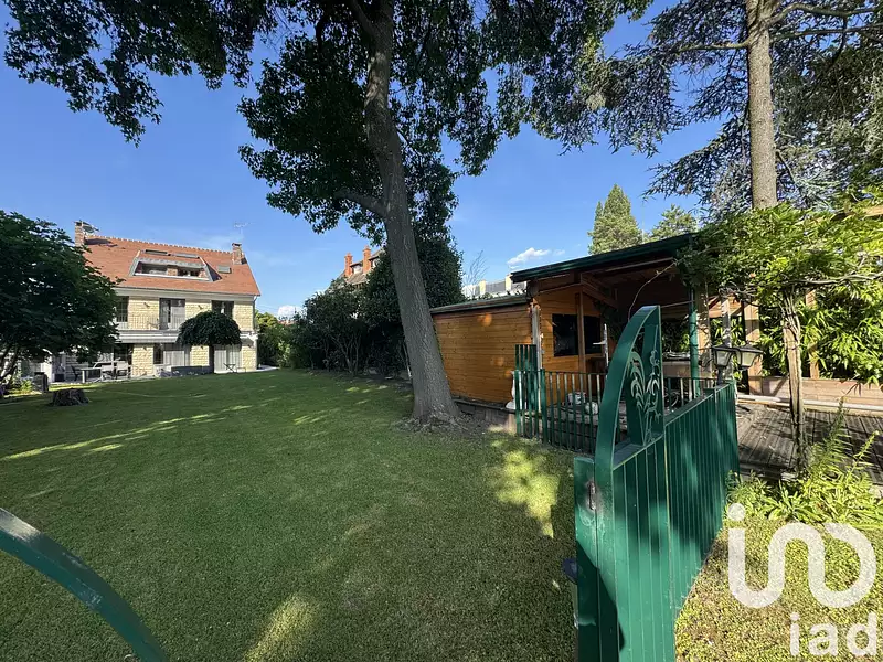 Maison, 327 m²