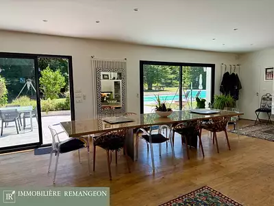 Maison, 349 m²