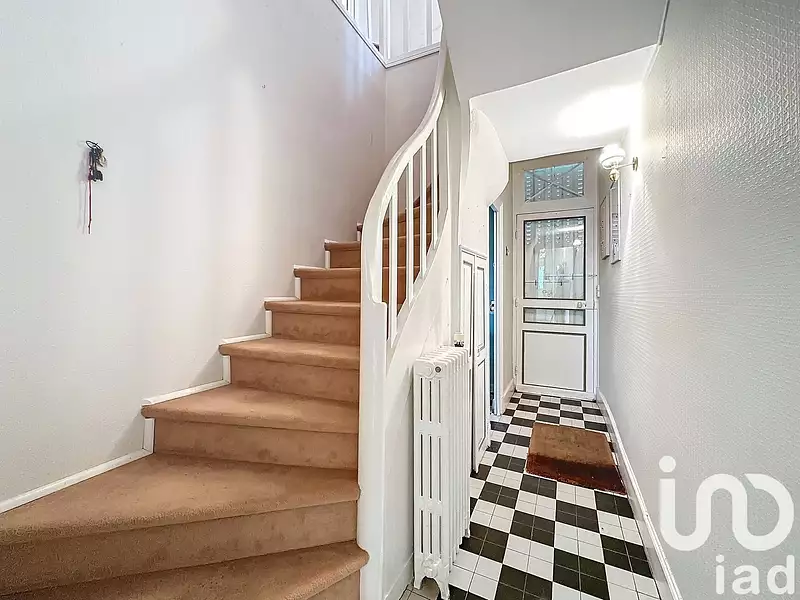 Maison, 184 m²