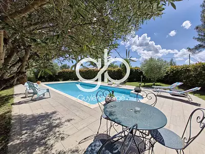 Maison, 192 m²