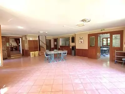 Maison, 275 m²