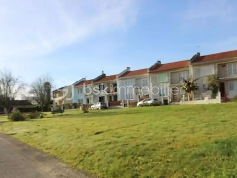 Terrain, 627 m²