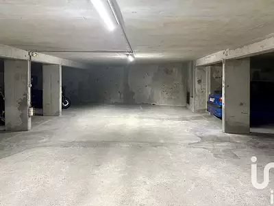Parking, 10 m²