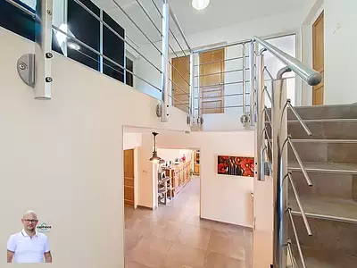 Maison, 220 m²
