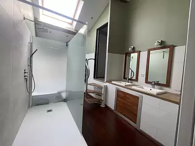 Maison, 180 m²