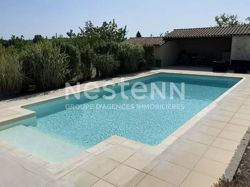Maison, 176 m²