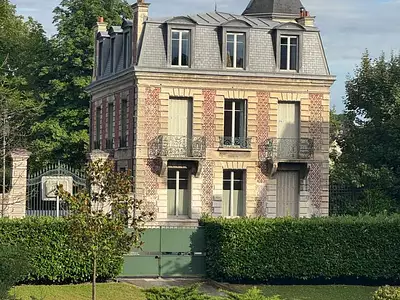 Maison, 270 m²