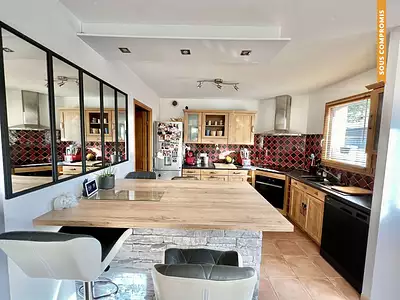 Maison, 163 m²