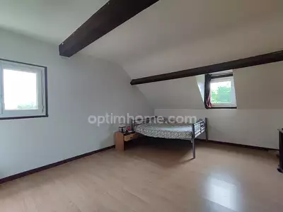 Maison, 204 m²
