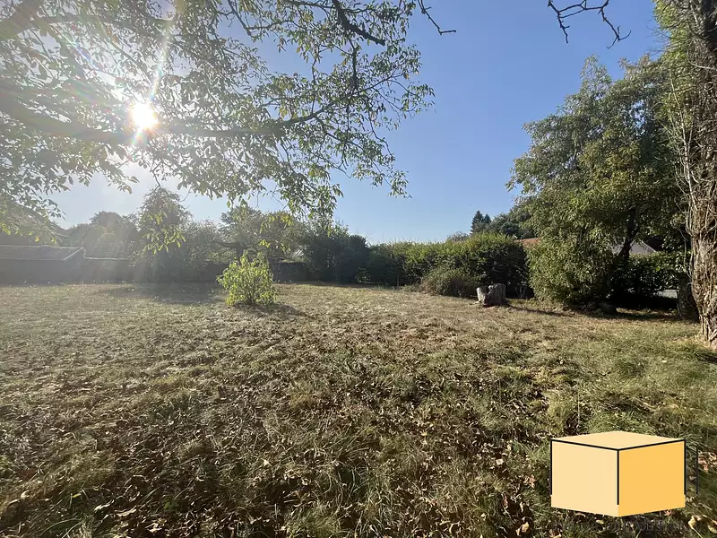 Terrain, 764 m²