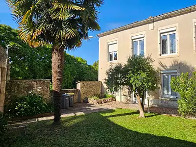 Maison, 180 m²
