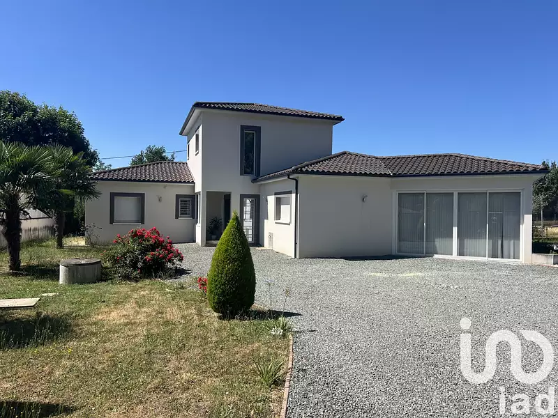 Maison, 162 m²