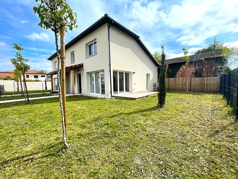 Maison, 93 m²
