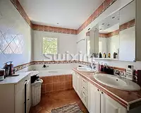 Maison, 259 m²