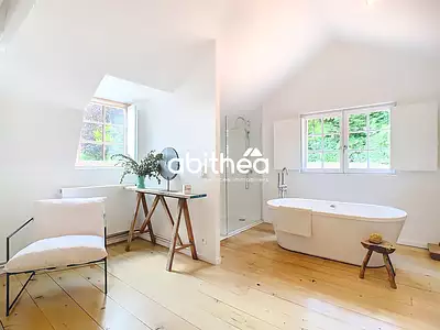 Maison, 250 m²