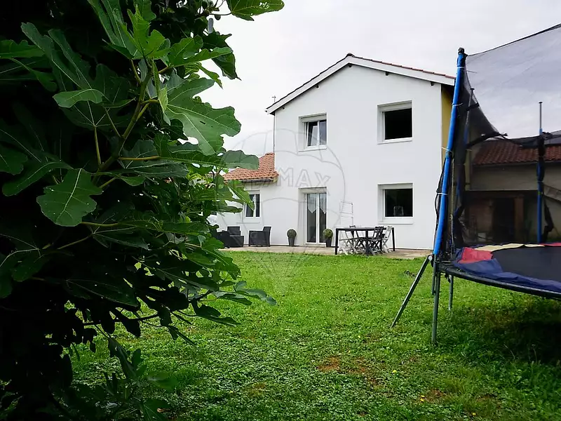 Maison, 96 m²