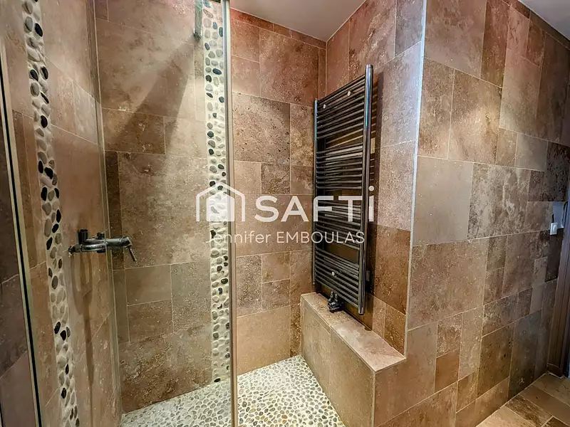 Appartement, 160 m²