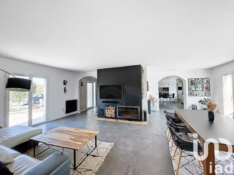 Maison, 256 m²