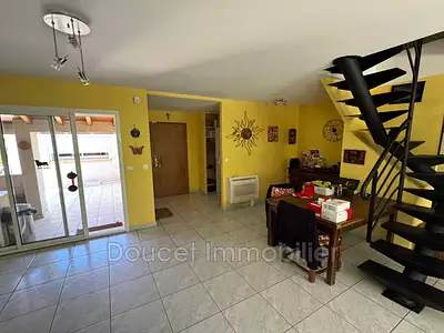 Maison, 208 m²