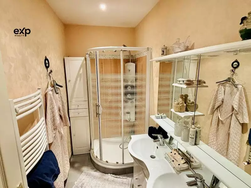 Appartement, 179 m²