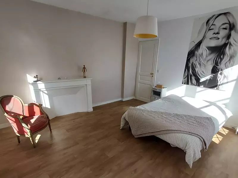 Immeuble, 330 m²