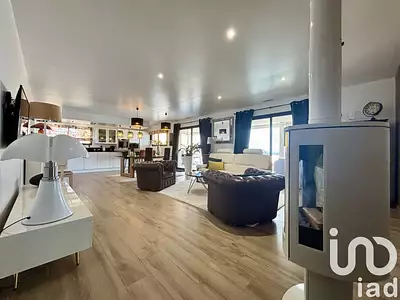 Maison, 153 m²