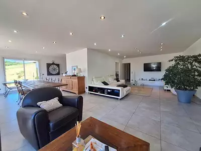 Maison, 200 m²